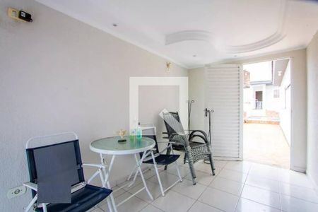 Casa à venda com 4 quartos, 224m² em Parque Novo Oratório, Santo André