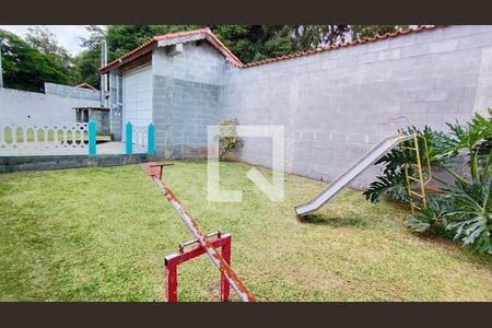 Playground de casa para alugar com 4 quartos, 1200m² em Recreio Santa Rita, Suzano