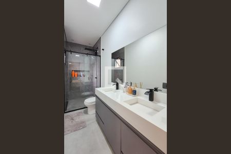 Banheiro da Suíte 1 de casa à venda com 3 quartos, 255m² em Jardim Copacabana, São Bernardo do Campo