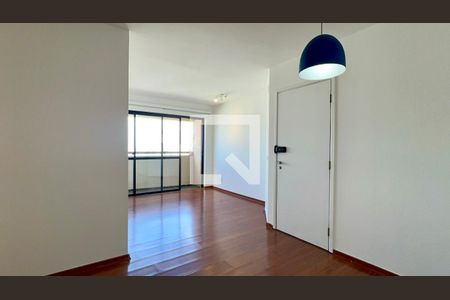 Sala de apartamento para alugar com 3 quartos, 84m² em Pinheiros, São Paulo