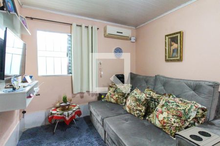 Casa 1 - Sala de casa à venda com 4 quartos, 211m² em Olaria, Canoas