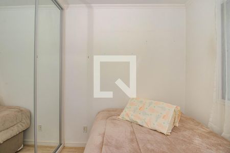 Quarto 1 de apartamento para alugar com 3 quartos, 67m² em Humaitá, Porto Alegre