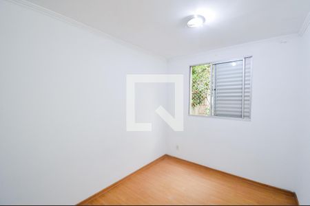 Quarto 1 de apartamento para alugar com 2 quartos, 46m² em Jardim Presidente Dutra, Guarulhos