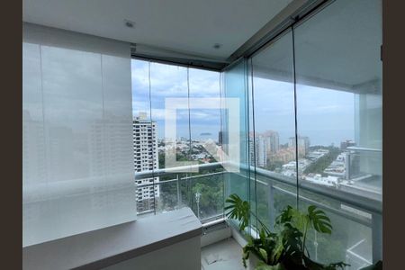 Varanda de apartamento para alugar com 3 quartos, 150m² em Barra da Tijuca, Rio de Janeiro