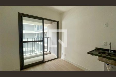 Sala de kitnet/studio para alugar com 1 quarto, 27m² em Pinheiros, São Paulo