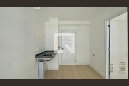 Sala de kitnet/studio para alugar com 1 quarto, 27m² em Pinheiros, São Paulo