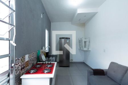 Sala / Cozinha de kitnet/studio para alugar com 1 quarto, 25m² em Jd. Copaiba Éden, Sorocaba