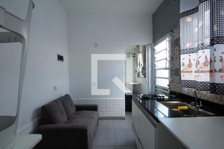 Sala / Cozinha de kitnet/studio para alugar com 1 quarto, 25m² em Jd. Copaiba Éden, Sorocaba