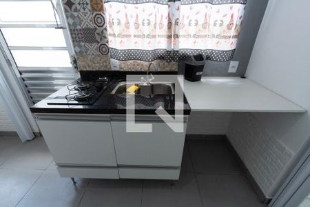 Sala / Cozinha de kitnet/studio para alugar com 1 quarto, 25m² em Jd. Copaiba Éden, Sorocaba