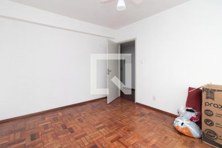 Quarto 1 de apartamento para alugar com 3 quartos, 80m² em Santo Antônio, Porto Alegre