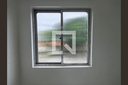 Janela - Cozinha e Area de Serviço de apartamento para alugar com 2 quartos, 48m² em Freguesia (jacarepaguá), Rio de Janeiro