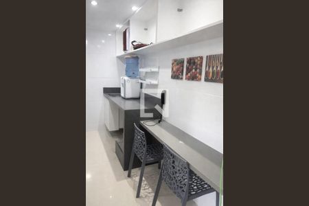 Cozinha de apartamento para alugar com 2 quartos, 46m² em Jardim das Margaridas, Salvador