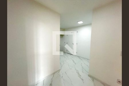 Sala de apartamento para alugar com 2 quartos, 44m² em Picanço, Guarulhos