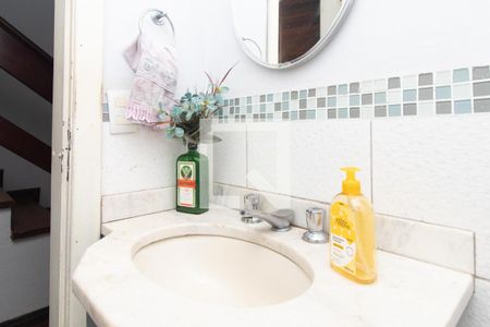 Lavabo de casa de condomínio para alugar com 4 quartos, 311m² em Pedra Redonda, Porto Alegre