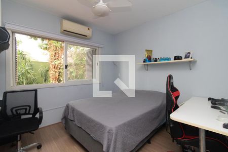 Quarto 1 de casa de condomínio para alugar com 4 quartos, 311m² em Pedra Redonda, Porto Alegre