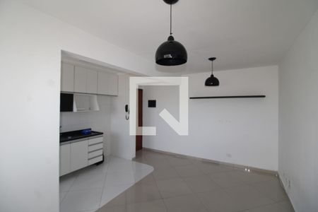 Sala / Cozinha de apartamento para alugar com 2 quartos, 43m² em Vila Santa Maria, São Paulo