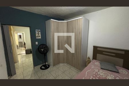 Quarto 1 de casa para alugar com 2 quartos, 60m² em Jardim do Estádio, Santo André