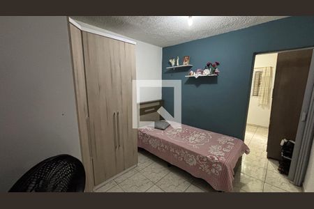 Quarto 1 de casa para alugar com 2 quartos, 60m² em Jardim do Estádio, Santo André