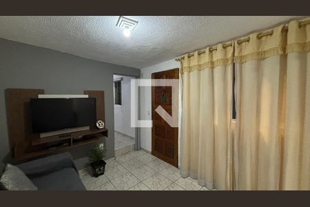 Sala de casa para alugar com 2 quartos, 60m² em Jardim do Estádio, Santo André