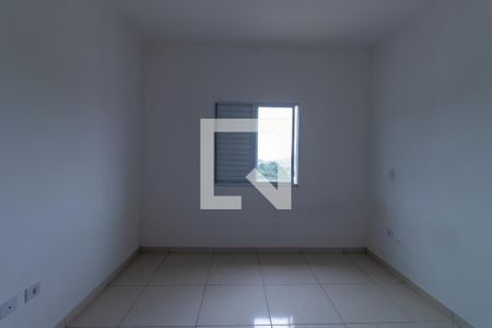 Quarto 1 de casa de condomínio para alugar com 2 quartos, 70m² em Parque Rizzo, Cotia