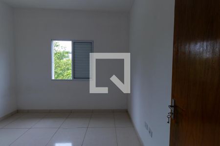 Quarto 2 de casa de condomínio para alugar com 2 quartos, 70m² em Parque Rizzo, Cotia