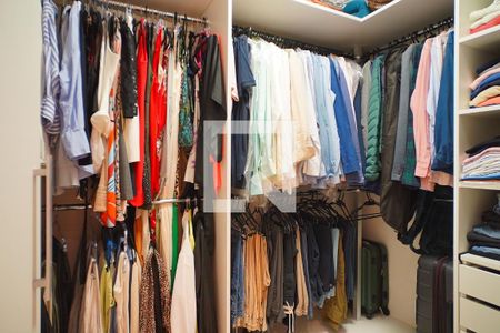 Closet  de apartamento à venda com 3 quartos, 90m² em Petrópolis, Porto Alegre