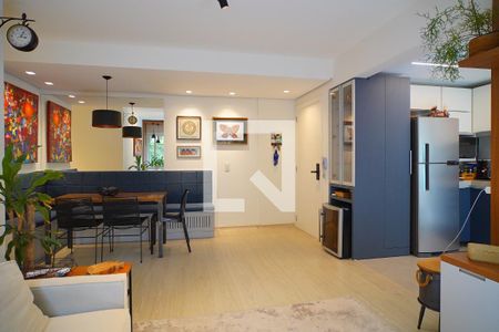 Sala de apartamento à venda com 3 quartos, 90m² em Petrópolis, Porto Alegre