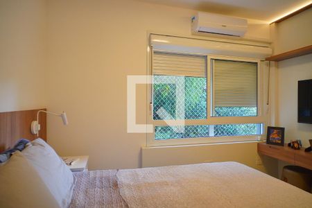 Quarto suíte  de apartamento à venda com 3 quartos, 90m² em Petrópolis, Porto Alegre