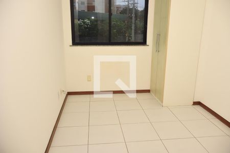 Quarto 1 de apartamento para alugar com 2 quartos, 70m² em Jardim Armação, Salvador