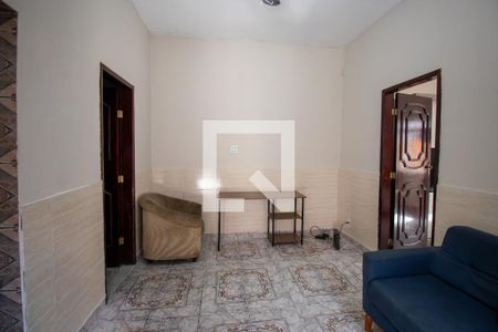 Sala 2 de casa à venda com 3 quartos, 150m² em Brás de Pina, Rio de Janeiro