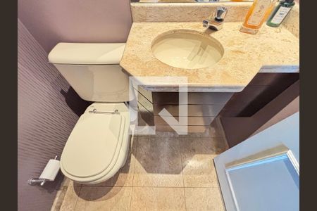 Lavabo de apartamento para alugar com 3 quartos, 98m² em Indianópolis, São Paulo