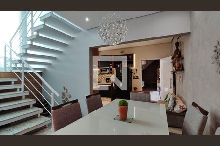 Sala de Jantar de casa para alugar com 3 quartos, 209m² em Vila Monte Serrat, Ferraz de Vasconcelos