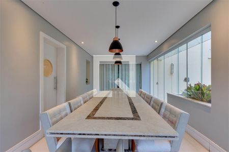 Casa à venda com 4 quartos, 409m² em Jardim Marajoara, São Paulo