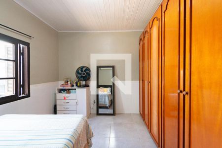 Casa à venda com 4 quartos, 170m² em Rio Branco, Canoas