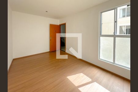 Sala de apartamento para alugar com 2 quartos, 40m² em Sertão do Maruim, São José