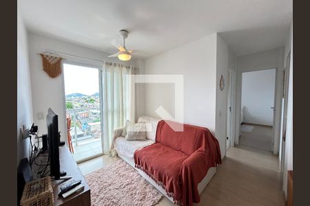 Sala de apartamento para alugar com 2 quartos, 52m² em Marechal Hermes, Rio de Janeiro