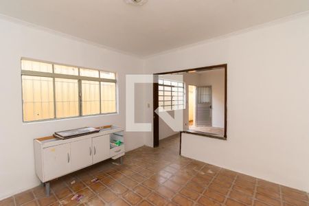 Sala de casa para alugar com 3 quartos, 143m² em Parque Sao Rafael, São Paulo