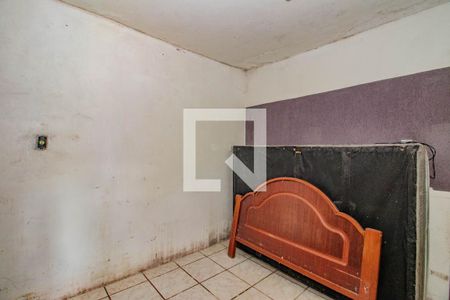 Quarto de casa à venda com 3 quartos, 240m² em Costa E Silva, Porto Alegre