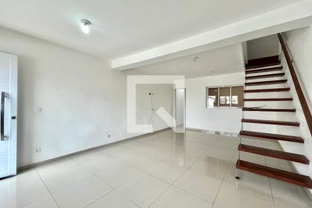 Sala de casa para alugar com 2 quartos, 150m² em Conjunto Residencial Jardim Canaa, São Paulo