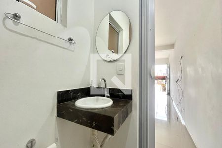 Lavabo de casa para alugar com 2 quartos, 150m² em Conjunto Residencial Jardim Canaa, São Paulo