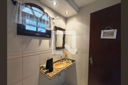 Lavabo de casa de condomínio à venda com 5 quartos, 270m² em Taquara, Rio de Janeiro