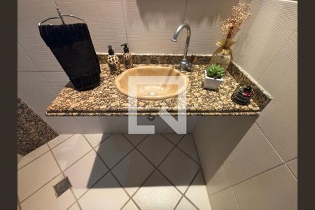 Lavabo de casa de condomínio à venda com 5 quartos, 270m² em Taquara, Rio de Janeiro