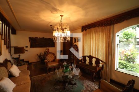 Casa para alugar com 4 quartos, 349m² em Jardim Franca, São Paulo