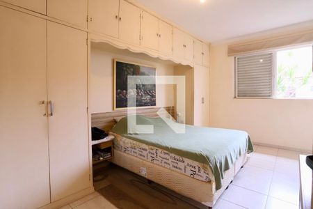 Quarto 1 de casa à venda com 4 quartos, 450m² em Vila Oratorio, São Paulo