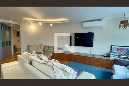 Sala de TV de apartamento à venda com 3 quartos, 178m² em Jardim Paulistano, São Paulo