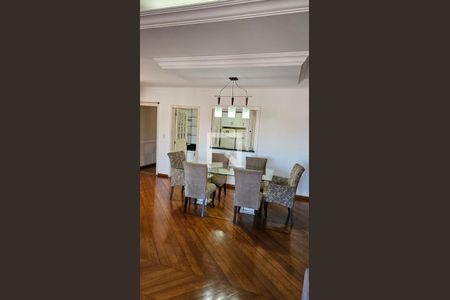 Sala  de casa para alugar com 3 quartos, 310m² em São Luís, Canoas