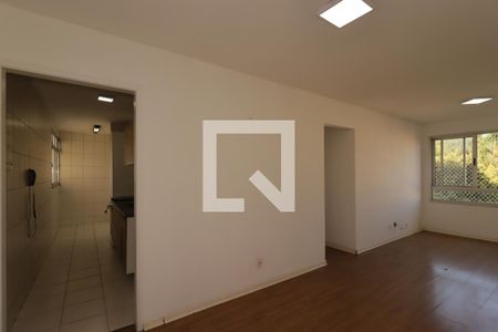 Sala de apartamento para alugar com 2 quartos, 63m² em Jardim Utinga, Santo André