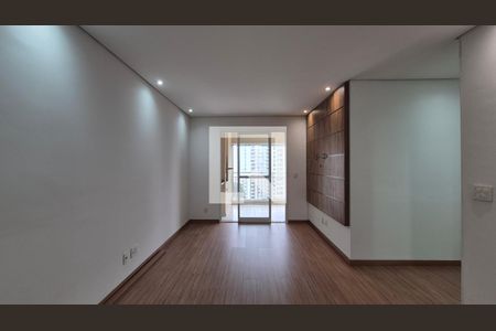 Sala de apartamento para alugar com 3 quartos, 78m² em Campestre, Santo André
