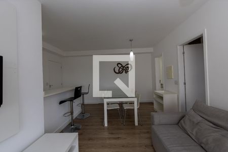 Sala_Cozinha de kitnet/studio para alugar com 1 quarto, 50m² em Alphaville Conde Ii, Barueri