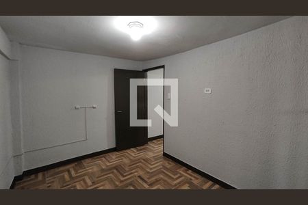 Quarto de casa para alugar com 2 quartos, 55m² em Cidade Antônio Estêvão de Carvalho, São Paulo